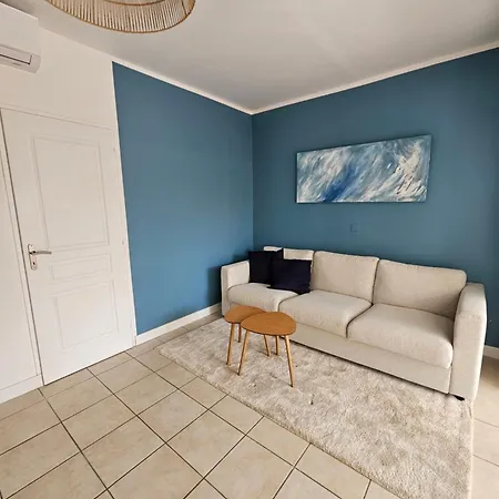 Bas La Pinede Holiday home *